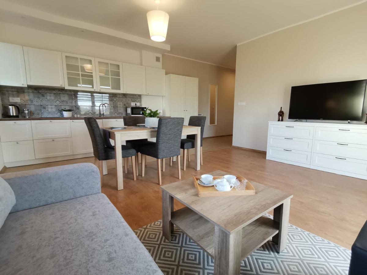 Komfort Apartament นาเวงชูฟ ภายนอก รูปภาพ